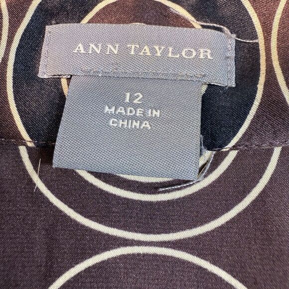 Ann Taylor 100% Silk Print Button Up Blouse Art Deco Size 12 Deep V-Neck - Picture 5 of 13